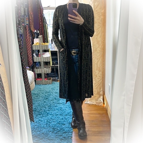 💕Like New Elegant Lularoe Sarah Black & Gold Cardigan💕 - Picture 2 of 14